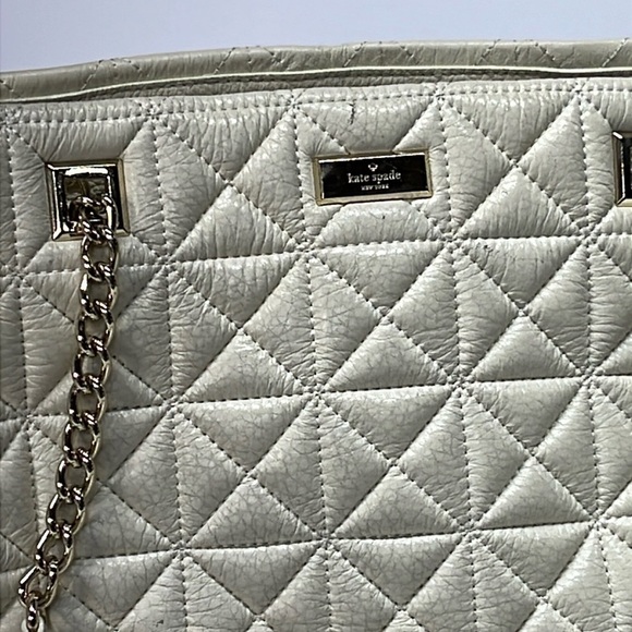 Kate Spade NY Sedgewick Place Phoebe Quilted Pattern Shoulder Bag Chain Detail - Picture 5 of 16